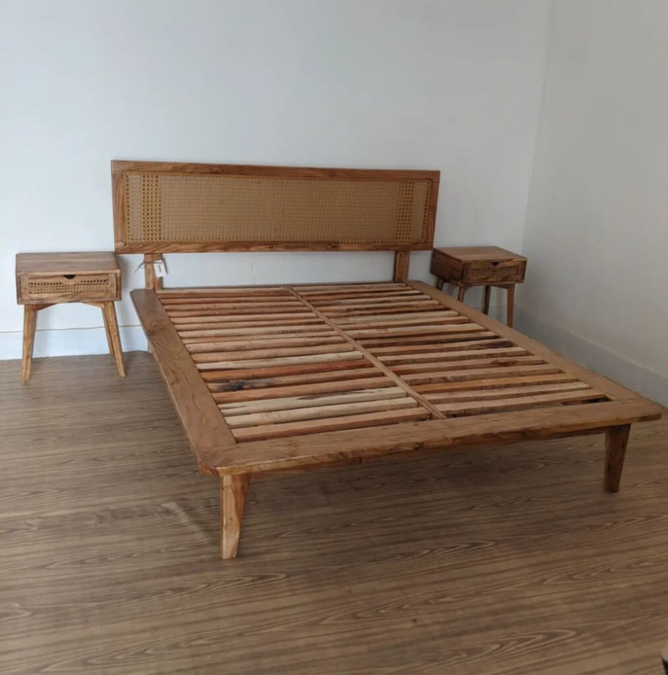 Marte Platform Bed